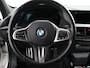 BMW 1-Serie 118i M-Sport Automaat Digitale Cockpit Climate control Stoel verwarming LED Sfeer verlichting Lichtmetalen velgen Navigatie Apple carplay/ Android auto Parkeersensoren