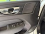 Volvo XC60 2.0 T6 Plug-in hybrid AWD Plus Black Edition l Pano l Trekhaak