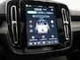 Volvo XC40 Pro Recharge Pure Electric 70kWh 232pk | Panodak | Adaptive Cruise | 360 Camera | Warmtepomp | Sportstoelen Memory & Verwarmd | Harman / Kardon | Google Assistent | 20"L.M | Stuur Verwarmd | Keyless | Blis | DAB |