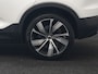 Volvo XC40 Pro Recharge Pure Electric 70kWh 232pk | Panodak | Adaptive Cruise | 360 Camera | Warmtepomp | Sportstoelen Memory & Verwarmd | Harman / Kardon | Google Assistent | 20"L.M | Stuur Verwarmd | Keyless | Blis | DAB |