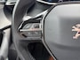 Peugeot e-2008 Allure Pack EV 3-FASEN 50kWh 136pk | 3D i-COCKPIT® | NAVI | CAMERA | 17'' LM | APPLE CARPLAY / ANDROID AUTO | KEYLESS START |