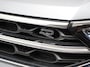 Volkswagen T-Roc 1.5 TSI 150pk Automaat R-Line Digitale Cockpit Climate Control Camera Navigatie Apple Carplay/Android Auto Lichtmetalen Velgen Parkeer sensoren Dab Led Adaptive Cruise Control