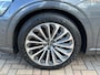 Audi E-tron 55 quattro S-Line 95 kWh / 94% SOH/ LUCHTVERING/ 408 PK/ PANO/ 2X S-LINE/ CAMERA/ PARK. SENSOREN/ MEMORY SEATS/ ELEK. ACHTERKLEP/ STOELVERWARM./ SMARTPHONE INTERFACE/ ADAPT. CRUISE/ AFDAAL ASSISTENT/ NAVI/ CLIMA/ DAB