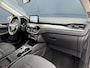 Ford Kuga 2.5 PHEV Titanium | Navigatie | Camera | Draadloze telefoonlader | Climate Control | Cruise Control | Lage kmstand!