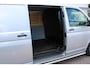 Volkswagen Transporter 2.0 TDI 110pk L2H1 28 Eco Business Navigatie by App / Cruise control / Parkeersensoren / Bijrijdersbank / Trekhaak