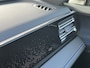 Volkswagen Tiguan 2.0 TDI R-Line Stoelverwarming Massage Apple carplay Virtueel display Achterruitrij camera Navigatiesysteem