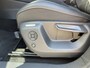 Volkswagen Tiguan 2.0 TDI R-Line Stoelverwarming Massage Apple carplay Virtueel display Achterruitrij camera Navigatiesysteem