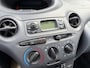 Toyota Yaris 1.0-16V VVT-i Sol | Airco | Elektrische Ramen |