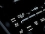 Porsche Cayenne 3.0 E-Hybrid Black Edition | SportDesign | Trekhaak | Achterasbest. | Sportuitlaat | HUD | Bijrijdersdisplay |