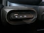Renault Twingo urban range techno 80pk - Demo! - Stoelverwarming - Parkeerassistent - Dodehoek