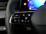 Renault Clio 1.8 Hybrid 160 techno - DEMO! - Dodehoek - Stoelverwarming - Parkeerassistent - 360 Camera