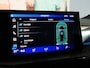 Renault Clio 1.8 Hybrid 160 techno - DEMO! - Dodehoek - Stoelverwarming - Parkeerassistent - 360 Camera