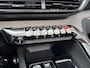 Peugeot 5008 1.2 Hybrid 136 GT 146PK AUTOMAAT | 7-persoons | Cruise Control | Climate Control | Schuif- kanteldak | 360 camera | Parkeersensoren rondom |