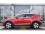 Volvo XC40 T4 211PK Automaat Recharge Inscription Expression | Trekhaak | AppleCarplay | PDC + Camera | El. Achterklep | 18" LMV | Climate Control |