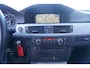 BMW 3-Serie Touring 318i Corporate Lease Luxury Line Airco / Navi / Cruise / Elektr. ramen / Parkeers. / Trekhaak / Lm velgen / NAP