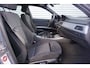 BMW 3-Serie Touring 318i Corporate Lease Luxury Line Airco / Navi / Cruise / Elektr. ramen / Parkeers. / Trekhaak / Lm velgen / NAP