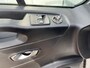 Renault Trafic 2.0 dCi 120pk L2H1 Airco Cruise control Trekhaak 2000kg trekgewicht Parkeersensoren achter 3-Persoons Bluetooth telefoonverbinding 1e eigenaar Euro 6