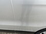 Renault Trafic 2.0 dCi 120pk L2H1 Airco Cruise control Trekhaak 2000kg trekgewicht Parkeersensoren achter 3-Persoons Bluetooth telefoonverbinding 1e eigenaar Euro 6
