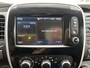 Renault Trafic 2.0 dCi 120pk L2H1 Airco Cruise control Trekhaak 2000kg trekgewicht Parkeersensoren achter 3-Persoons Bluetooth telefoonverbinding 1e eigenaar Euro 6