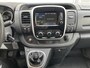 Renault Trafic 2.0 dCi 120pk L2H1 Airco Cruise control Trekhaak 2000kg trekgewicht Parkeersensoren achter 3-Persoons Bluetooth telefoonverbinding 1e eigenaar Euro 6