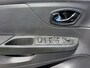 Renault Captur 0.9 TCe Expression met trekhaak en parkeersensoren en navigatie en bluetooth telefoon en airco