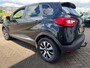 Renault Captur 0.9 TCe Expression met trekhaak en parkeersensoren en navigatie en bluetooth telefoon en airco
