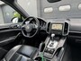 Porsche Cayenne 4.2 D S | Panoramadak | Luchtvering | Camera | Navigatie | Keyless Entry | Elektrische Achterklep |