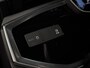 Audi Q3 35 TFSI S edition | S-Line | Sonos | LED | Carplay | Trekhaak | 20 inch |