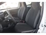 Toyota Aygo 1.0 VVT-i x-fun NL-Auto!! Airco I  Audio I Stuurbekr.,