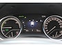 Toyota Camry 2.5 Hybrid Premium | Rijklaar | Head Up | Blind Spot | Leder | Stoelverw. | JBL | Dealer onderhouden | Adap.cruise | Clima 3-zones | NL-auto