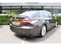 Toyota Camry 2.5 Hybrid Premium | Rijklaar | Head Up | Blind Spot | Leder | Stoelverw. | JBL | Dealer onderhouden | Adap.cruise | Clima 3-zones | NL-auto