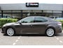 Toyota Camry 2.5 Hybrid Premium | Rijklaar | Head Up | Blind Spot | Leder | Stoelverw. | JBL | Dealer onderhouden | Adap.cruise | Clima 3-zones | NL-auto