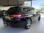 Peugeot 308 SW 1.2 e-THP Première | Trekhaak | Motor gereviseerd | Nieuwe D- Riem | Panorama | Climate | Navi | LMV | PDC | LED |