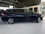 Peugeot 308 SW 1.2 e-THP Première | Trekhaak | Motor gereviseerd | Nieuwe D- Riem | Panorama | Climate | Navi | LMV | PDC | LED |