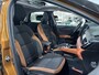 Renault Captur 140PK TCe Intens Automaat | Schuif/Kantel Dak | Digital Cockpit | 9,3" Navi | Camera | Parkeersensoren | Apple CarPlay/Android Auto | 17" Lichtmetalen Velgen | Full LED |