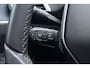 Peugeot 3008 1.2 PureTech Allure Pack Business | Apple carplay/ Android auto | Achteruitrijcamera | Stoelverwarming | Navigatie | Climate control | Lichtmetalen velgen 18'' |