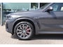 BMW X5 (g05) xDrive45e M-Sport 394pk | Pano | HiFi I Camera I Navigatie | DAB I Carplay I Dravitgrau