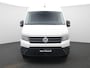 Volkswagen Crafter 35 2.0 TDI L3H3 177PK Automaat | Airco | Multifunctioneel Stuurwiel | Navigatie | Parkeersensoren Voor + Achter | Cruise Control | Achteruitrijcamera | DAB+ | Ergocomfort Bestuurdsstoel |