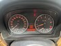BMW 3-Serie 325i Executive Scherm werkt niet.
