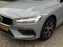 Volvo V60 2.0 B3 Automaat Essential | Climate Pack | Driver Assist  | Camera