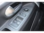 Volkswagen Up! 1.0 BMT 60pk move up! / Camera / Cruise control / Parkeersensoren a