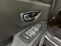 Renault Scenic 130PK TCe Bose | Bose Audio | Climate Control | Camera | Parkeersensoren | Lichtmetalen Velgen | LED Koplampen | Cruise Control | Licht & Regen Sensor | Vliegtuig tafeltjes |