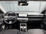 Hyundai Kona Electric Pure Edition 64.8 kWh / Stuur & Stoelverwarming / Navigatie / Achteruitrijcamera / Apple CarPlay & Android Auto / Parkeersensoren V + A /