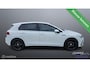 Volkswagen Golf 1.5 eTSI R-Line DSG Virtualdashboard 68118KM