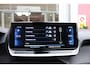 Peugeot 2008 1.2 100PK ALLURE PACK | NAVIGATIE 10" TOUCHSCREEN| ACHTERUITRIJ CAMERA | 3-D INSTRUMENTENPANEEL | APPLE CARPLAY/ANDROID AUTO | LICHTMETALEN VELGEN 17" | DAB+ RADIO | CRUISE CONTROL | GETINTE RUITEN |