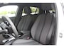 Peugeot 2008 1.2 100PK ALLURE PACK | NAVIGATIE 10" TOUCHSCREEN| ACHTERUITRIJ CAMERA | 3-D INSTRUMENTENPANEEL | APPLE CARPLAY/ANDROID AUTO | LICHTMETALEN VELGEN 17" | DAB+ RADIO | CRUISE CONTROL | GETINTE RUITEN |