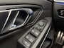 BMW 3-Serie 320i High Exe | M-sport | Camera | CarPlay