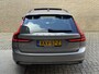 Volvo V90 2.0 T6 340pk AWD Recharge | Panoramadak | 360 camera | Adaptieve cruise | Trekhaak wegklapbaar | Apple CarPlay | Lederen bekleding | Elektrische achterklep | Virtueel cockpit | Dodehoekdetectie | Stoel&stuurverwarming | Harman&kardon audio | Full-LED | DAB | Head up display | Keyless | Volledig dealeronderhouden