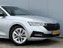 Skoda Octavia Combi 1.0 e-TSI Sport Business Automaat Carplay.