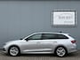 Skoda Octavia Combi 1.0 e-TSI Sport Business Automaat Carplay.